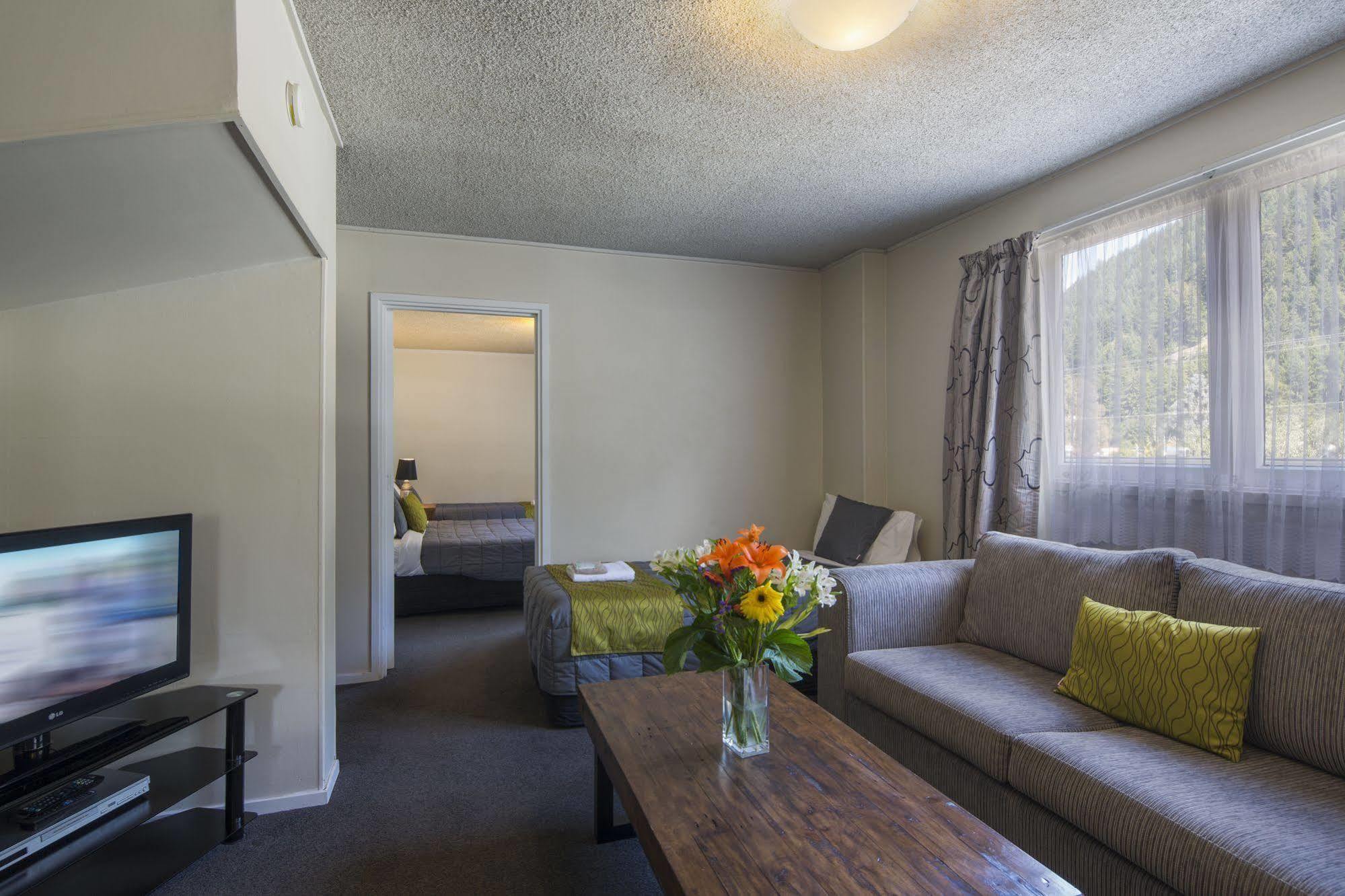 Abba Court Motel Queenstown Eksteriør billede