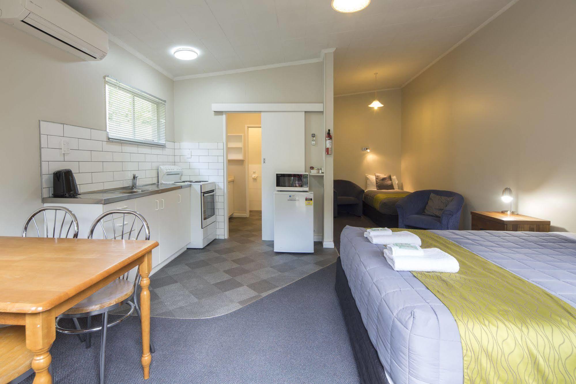 Abba Court Motel Queenstown Eksteriør billede