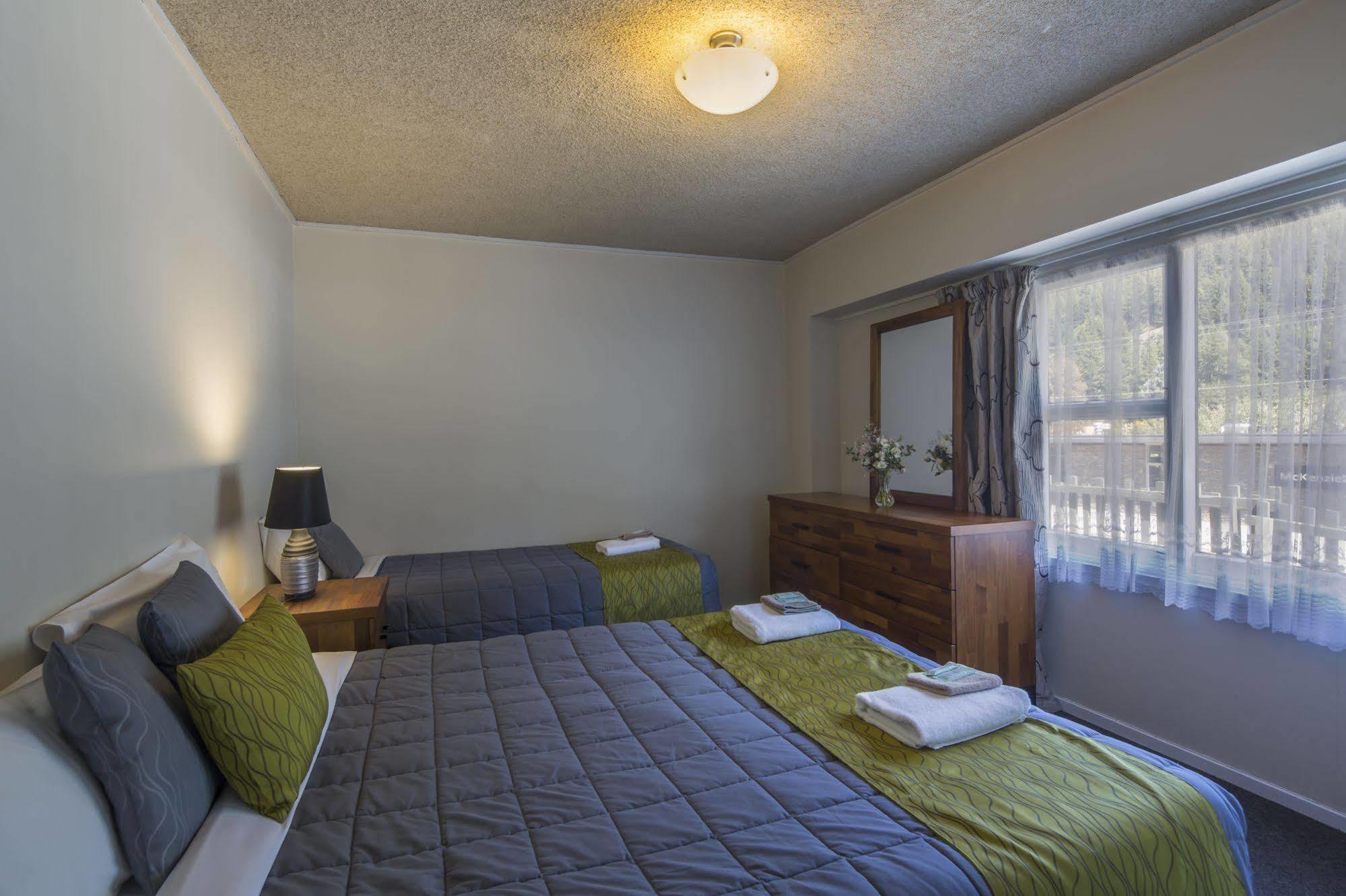 Abba Court Motel Queenstown Eksteriør billede